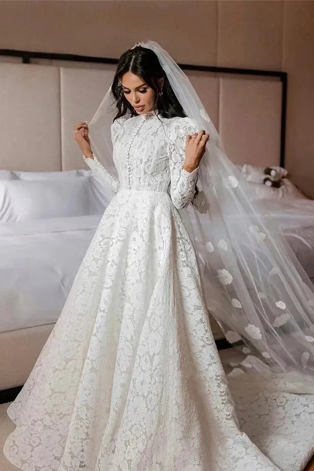 Graceful Lace A Line Wedding Dresses High Neck Button Muslim Arabic Bridal Gown Long Sleeve beach Church Robe de mariage