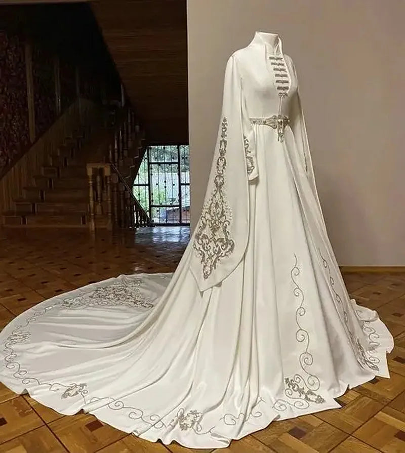 Arabic Fashion Circassian National Wedding Dresses Muslim Embroidery Beaded Long Sleeve Cape Caftan Bridal Dress Gown