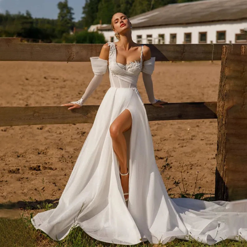 Graceful Sweetheart Neckline A-Line Wedding Dresses Spaghetti Straps Long Sleeves Beach Bridal Gown Vestido Noiva