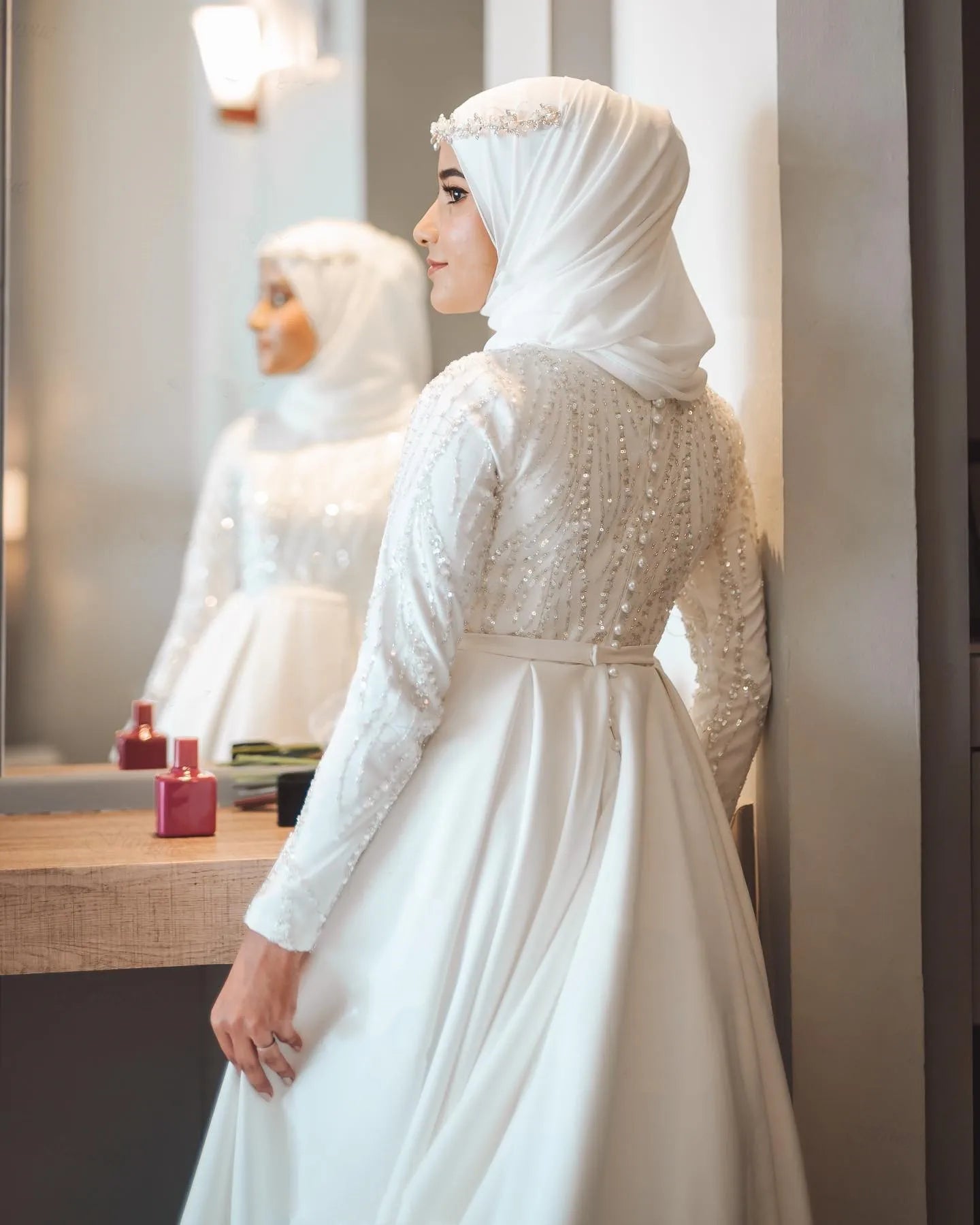 Elegant Muslim Wedding Dresses Long Sleeve A-Line Hajab Bridal Dress Vestido De Noiva Dubai Arabic Bridal Gowns